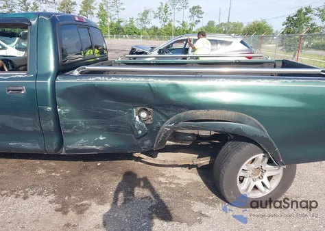 2001 Toyota Tundra z USA, uszkodzony, nr VIN 5TBJN32121S184183